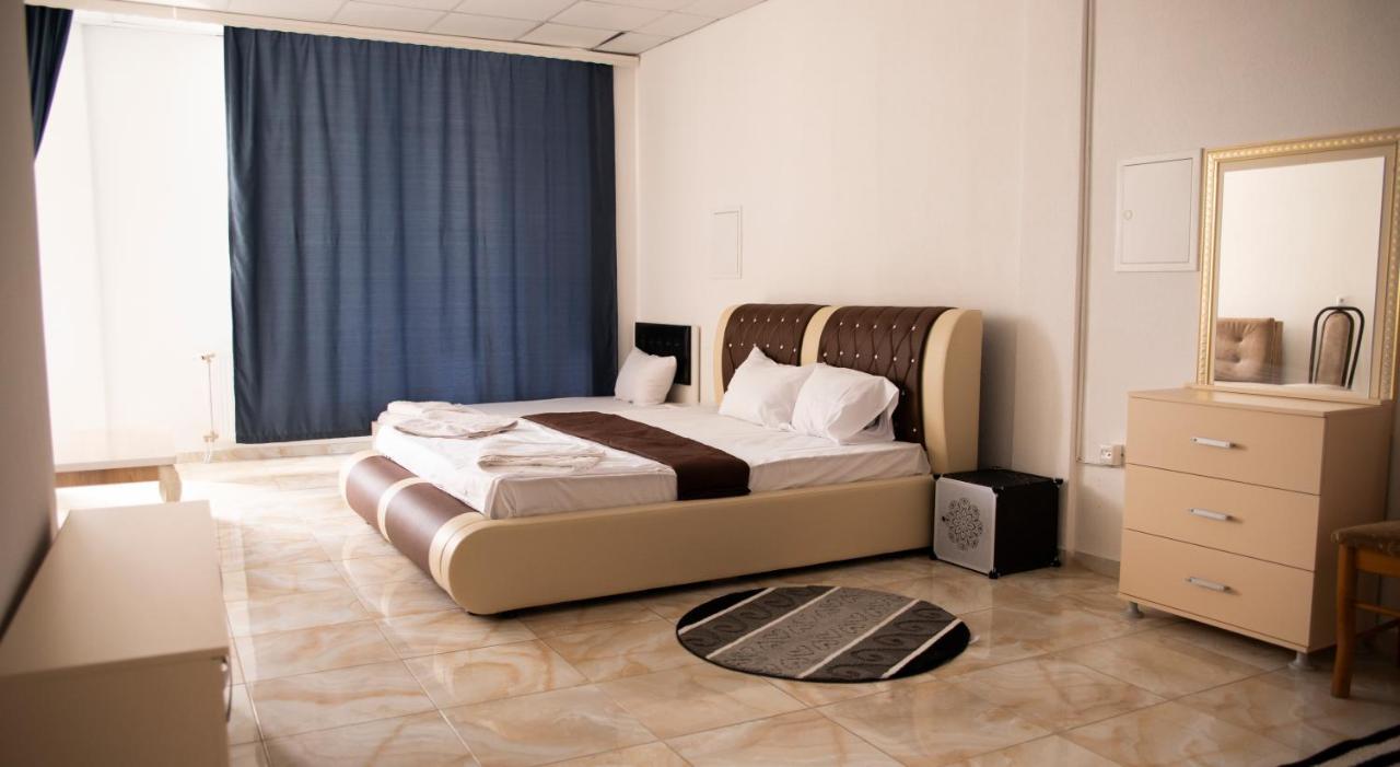 Rio Hotel Prizren Esterno foto