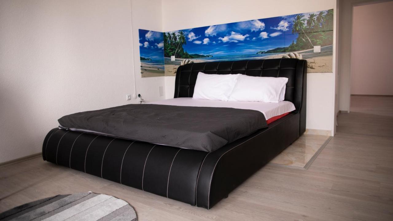 Rio Hotel Prizren Esterno foto