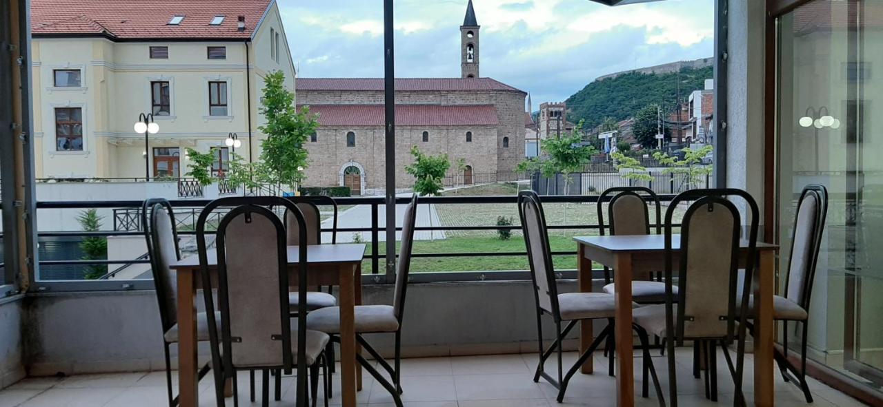 Rio Hotel Prizren Esterno foto