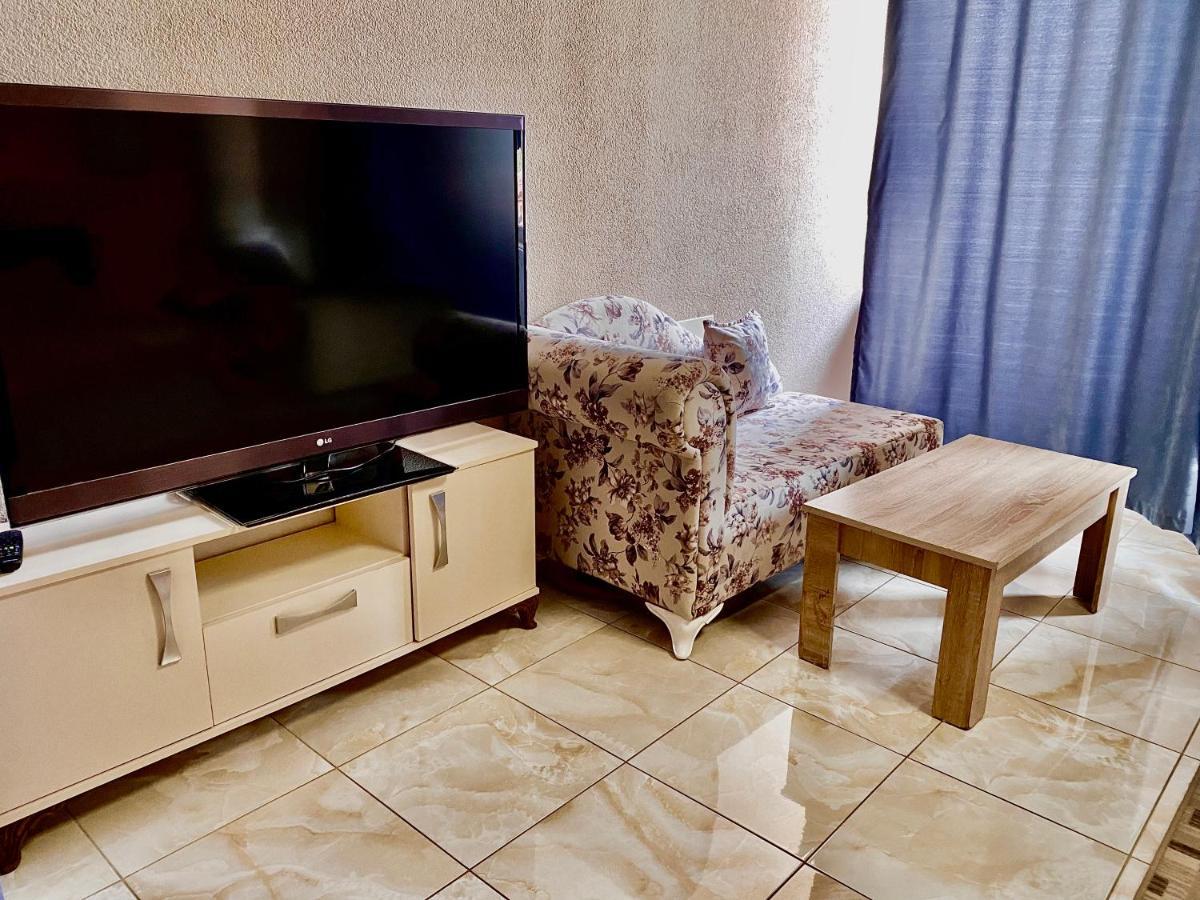 Rio Hotel Prizren Esterno foto